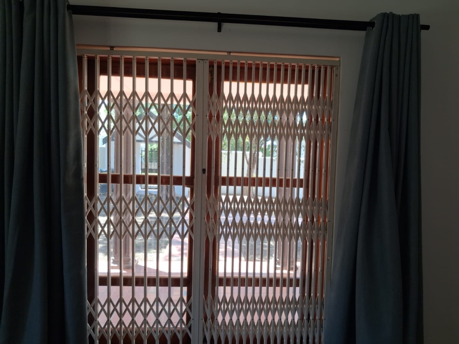 To Let 3 Bedroom Property for Rent in Selborne Eastern Cape